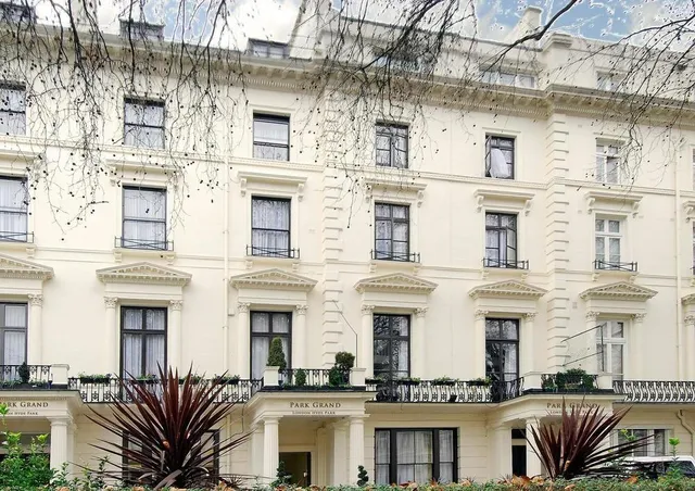 Park Grand Hyde Park