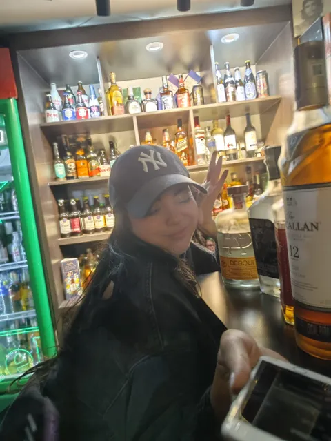 Alammas bar rock and beer, Maestros cerveceros