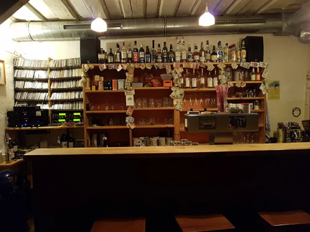 RÖSLA - Marktplatz Kneipe