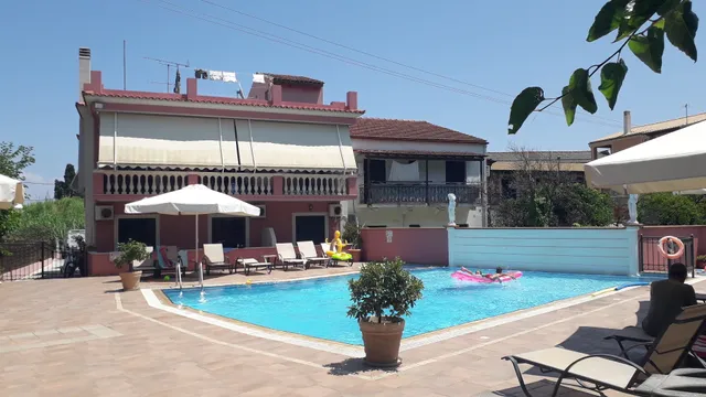 Apartments Corfu Sun Pool Side