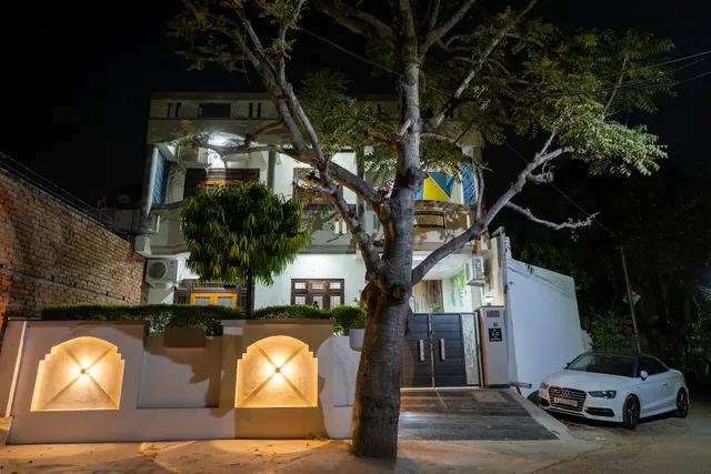 Peace House - Luxury Villa for Stay and Private Parties