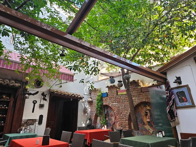 OLD HOUSE (ESKİ EV) RESTORANT