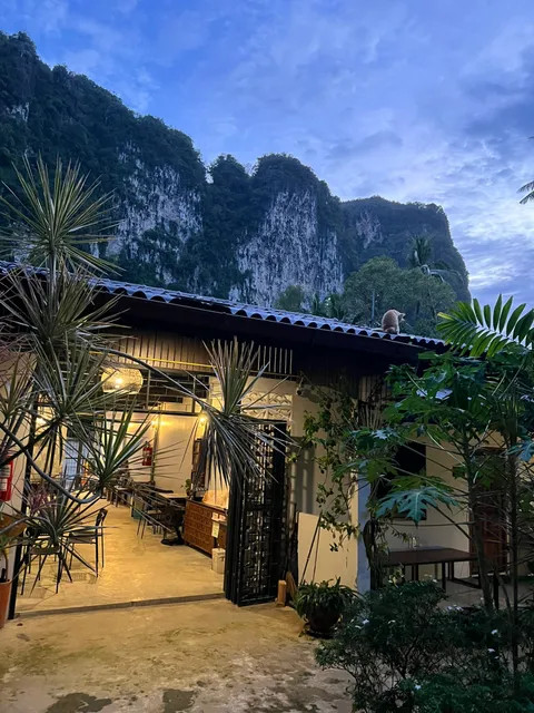 Simple House Ao Nang - B&B