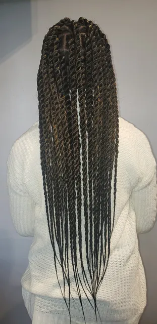 Dare To Be Noticed Salon