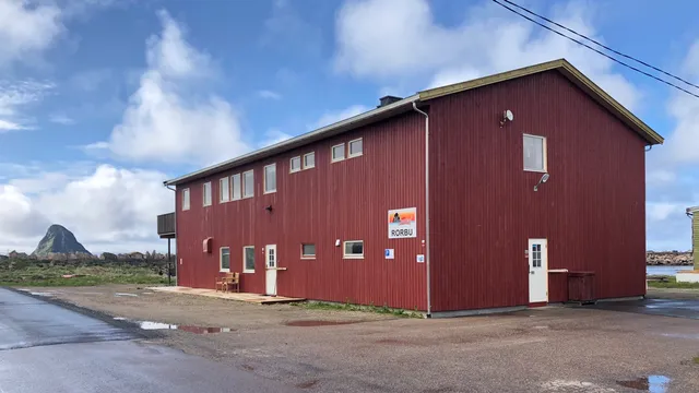 Midnattsol rom og hytter