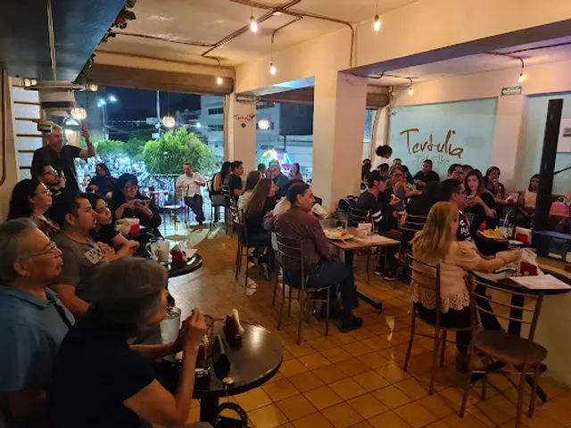 TERTULIA CAFE Y VINO