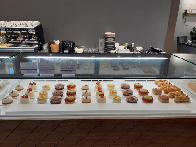 Natacha Pacal patisserie Aupark