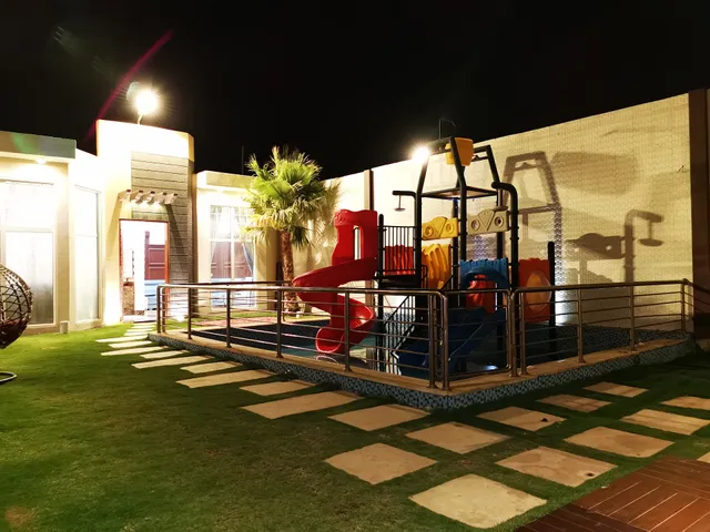 شاليهات لوف لبن