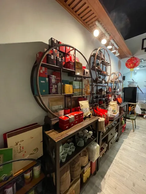 Green Roots Tea House