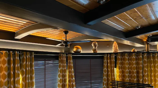 La droguerie 1904/L’ecailleur