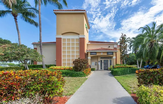 Extended Stay America Suites- Boca Raton - Commerce