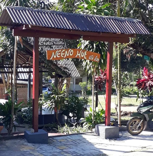 Neeno Hut