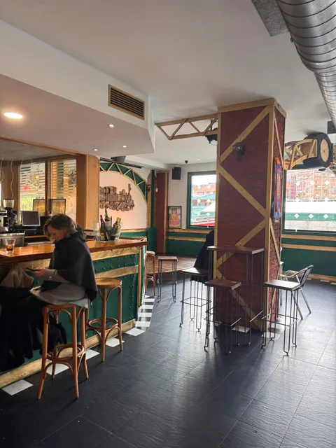 Saipal Restaurante & Bar