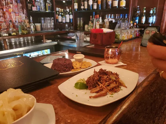 Casual Habana Cafe