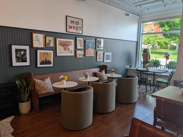 Green Rabbit Canteen