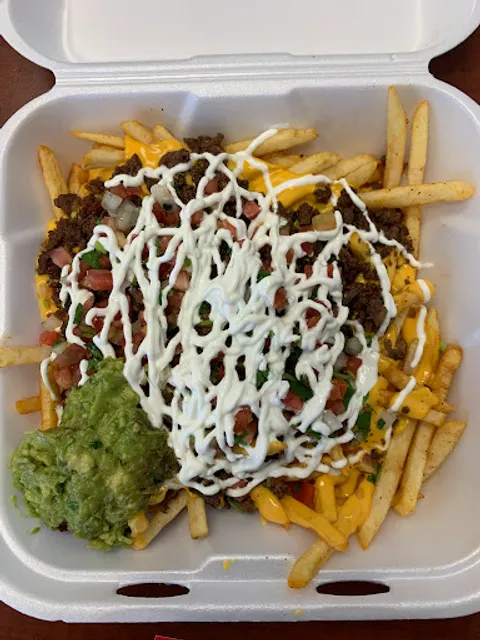 Luna’s Flame And Grill