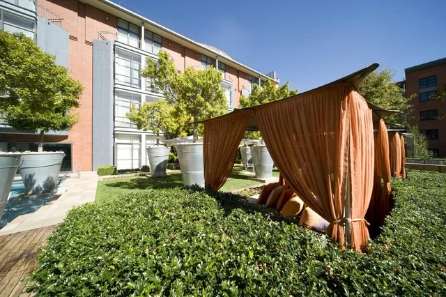 African Pride Melrose Arch, Autograph Collection®