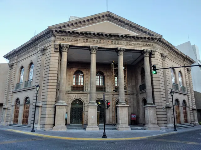 Teatro Manuel Doblado