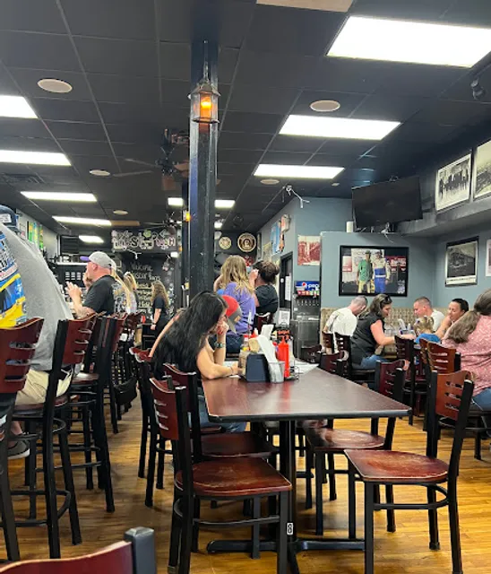 Dooley's Tavern and Grill