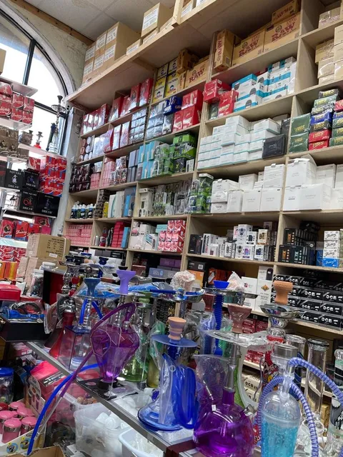 R & B Wholesale Smoke and Distribution