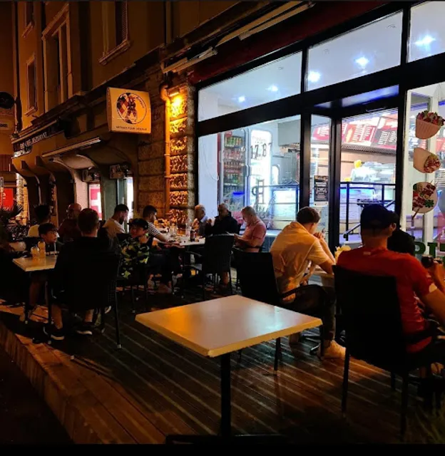 Istanbul grill pizza kebab tacos