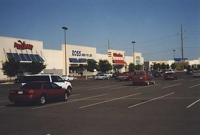 Parkway Plaza Shopping Center