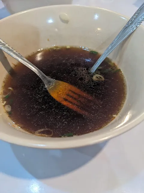 Nyuknyang Yunus Rajanya Bakso