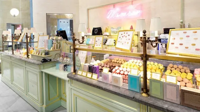 Ladurée Carrousel du Louvre