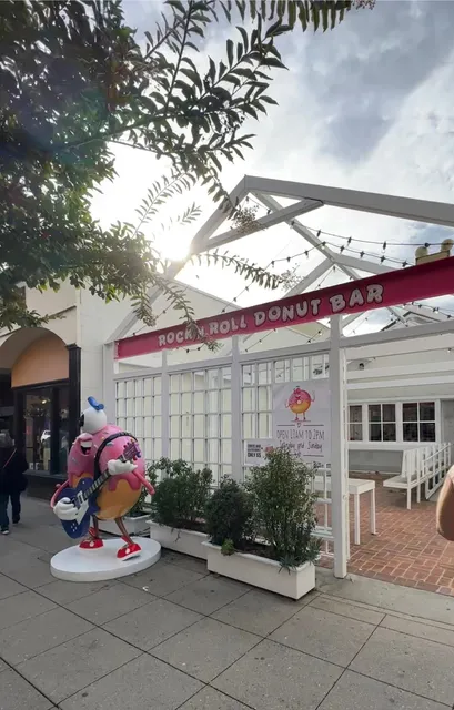Rock N Roll Donut Bar