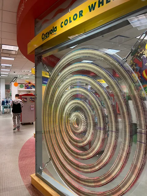 Crayola Store Crown Center