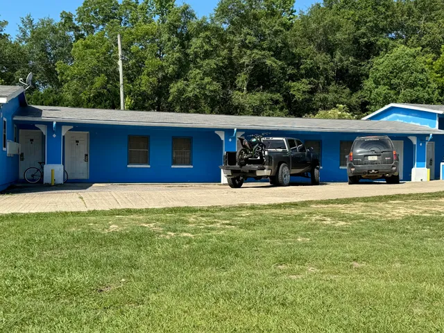 Lakeview Motor Lodge