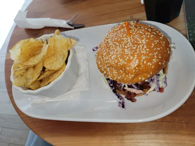 C'est Tout Bakery & Bistro