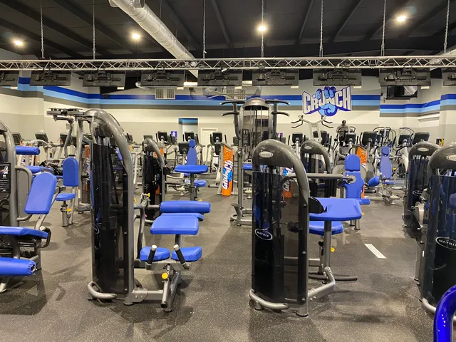 Crunch Fitness - Petal