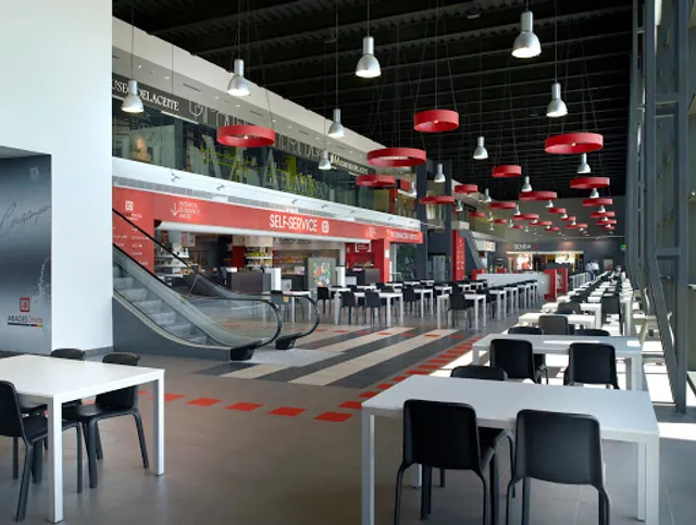 Abades Puerta Andalucía