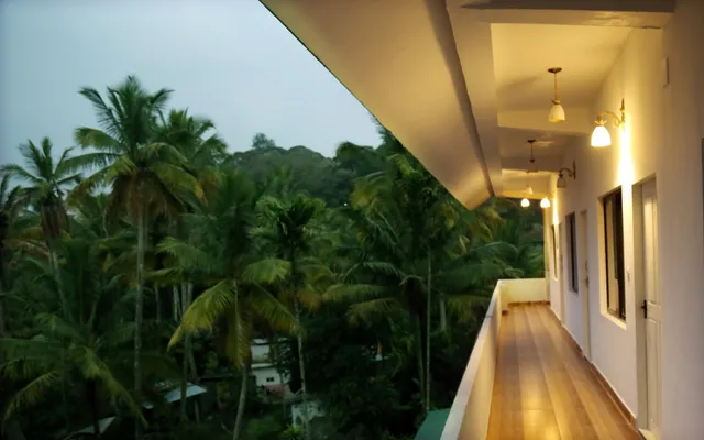 Hotel Highrange Plaza