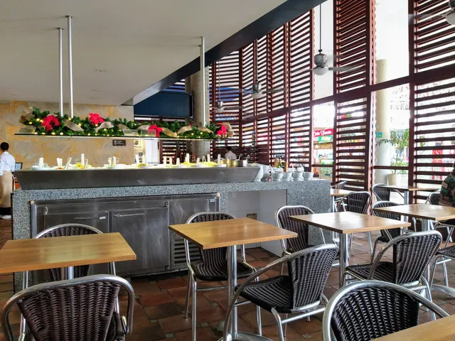 Crepes & Waffles Centro Comercial Palmetto