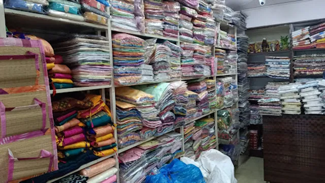 Lakshmi Juice & Chats