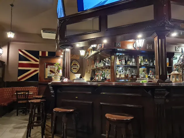 Blackout - Authentic English Pub