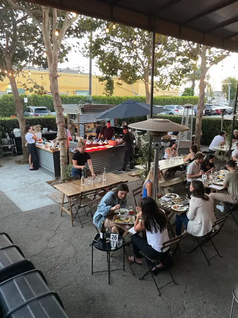 Le Great Outdoor Restaurant