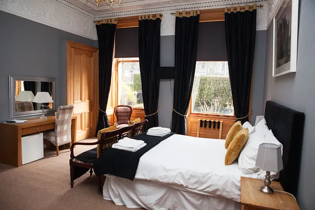 East Claremont Guest House