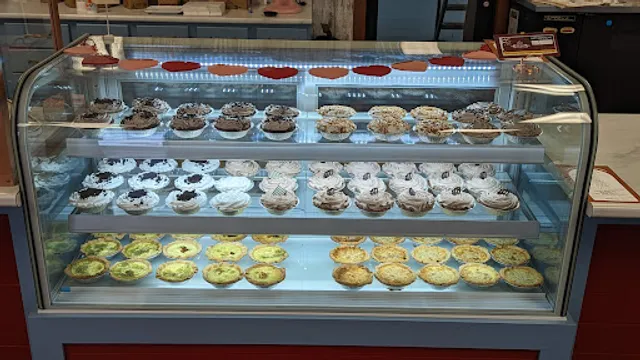 Elsie Mae's Sweet Shop