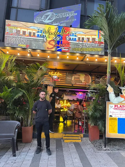 Medellín Es Sabor-Champi