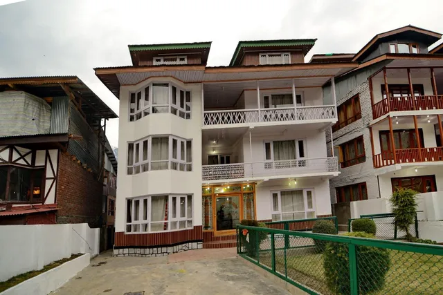 Hotel Heemal Pahalgam