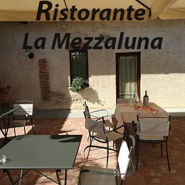Ristorante La Mezzaluna