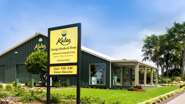 Kaleo Designs- NZ Prints on Clothing, Gifts & More