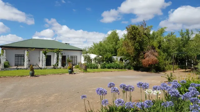 Chateaux De Villiers Guesthouses