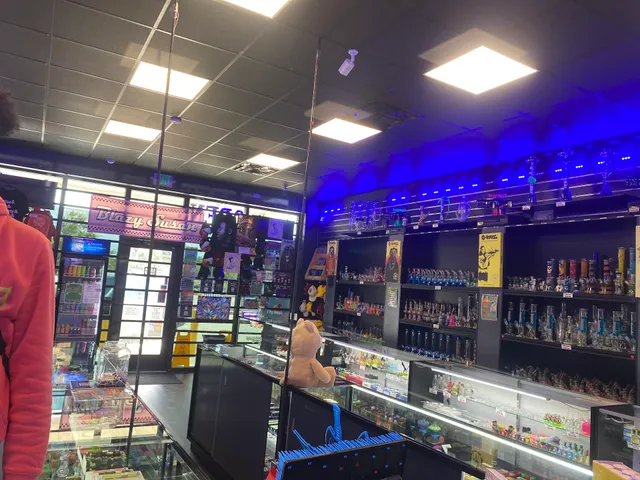 ROCK 'N ROLL IT - SMOKE - VAPE - HEMP - BAYTOWN