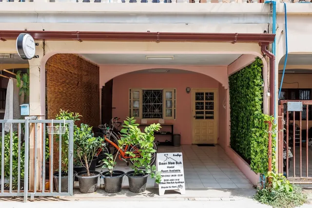 Baan Mee Suk Ayutthaya