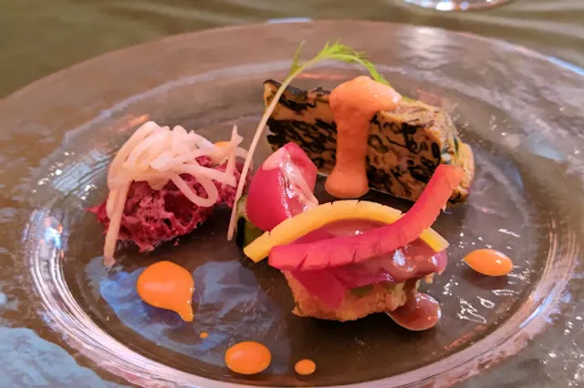 Racine Pro Fond Restaurant