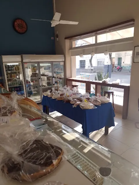 Panadería y Confitería la Perla